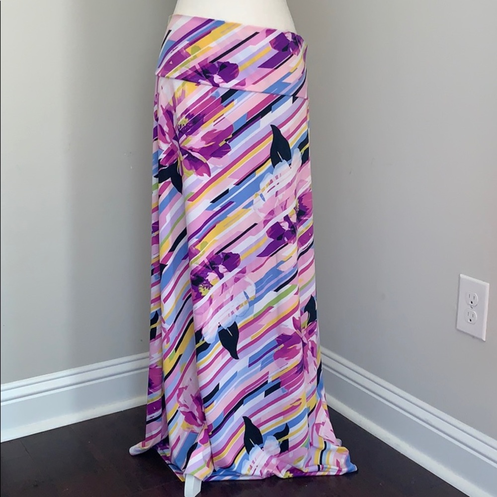 women’s maxi skirt